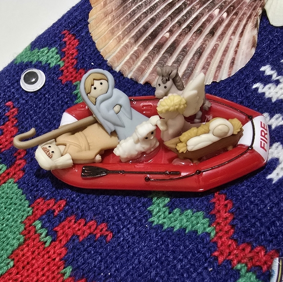 One of a Kind "Sharks Steal Christmas" Sweater Unisex Large - Picture 14 of 15